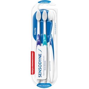 Sensodyne Gentle, Escova de Dente Extra Macia para Dentes Sensíveis, Suave às Gengivas e Limpeza Completa, 3 unidades